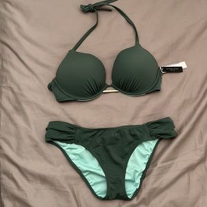 Never worn! Push up bikini top and bottoms from Victoria’s Secret.